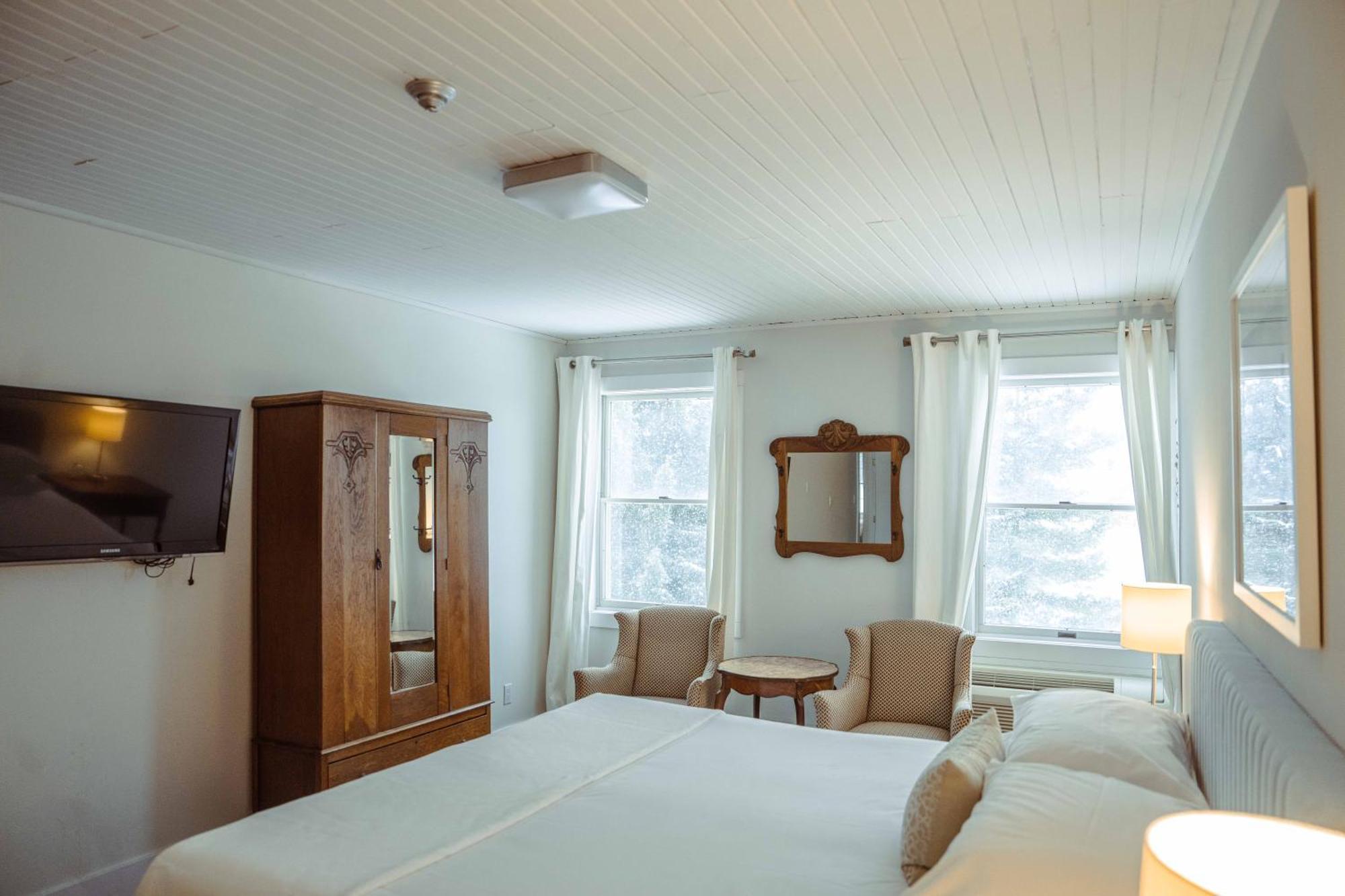 South Landing Inn Ниагара-он-те-Лейк Экстерьер фото